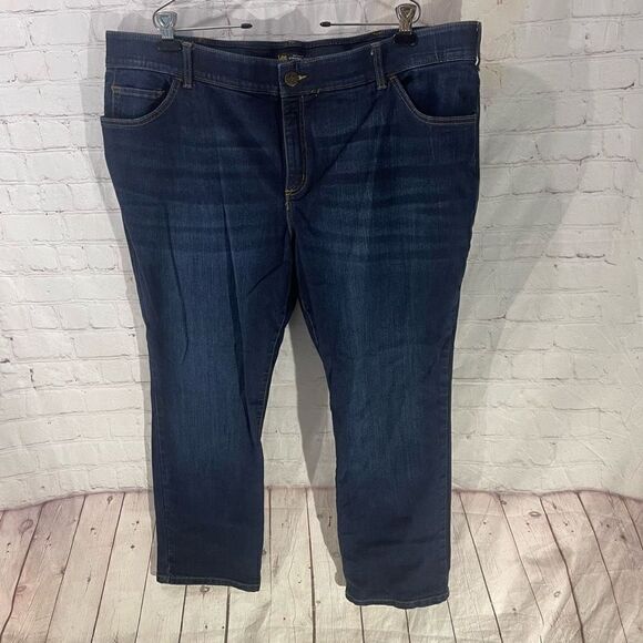 Lee Plus regular fit straight leg mid rise - Picture 1 of 8